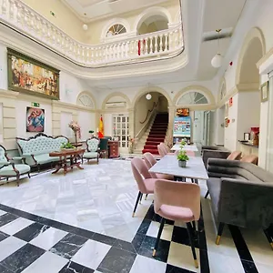 Hotel Las Cortes De, Cádiz